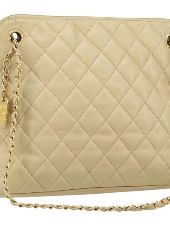 CHANEL Handbags - CHANEL Matelasse Chain Shoulder Tote Bag Lamb Skin Beige Gold CC Auth